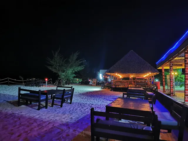 Dynasty Beach Resort