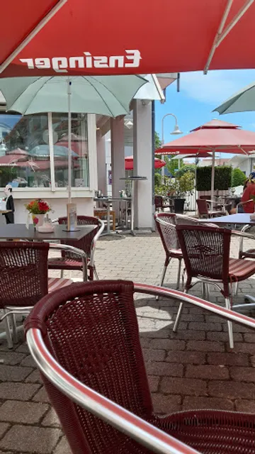 Cafe + Conditorei Philippin