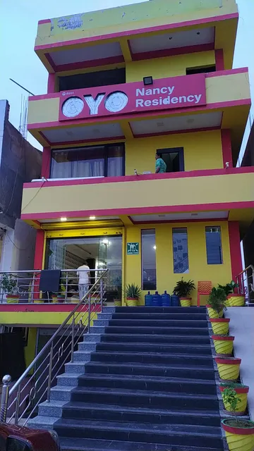 OYO 8891 Nancy Residency