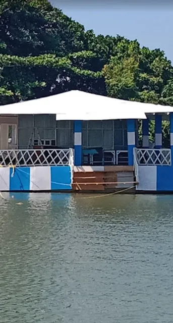 Stephan Floating (Non Veg)