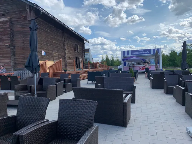 Container Cafe Punainen Mylly