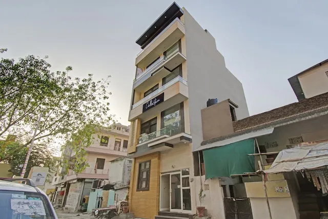 Capital O Hotel Apple Inn