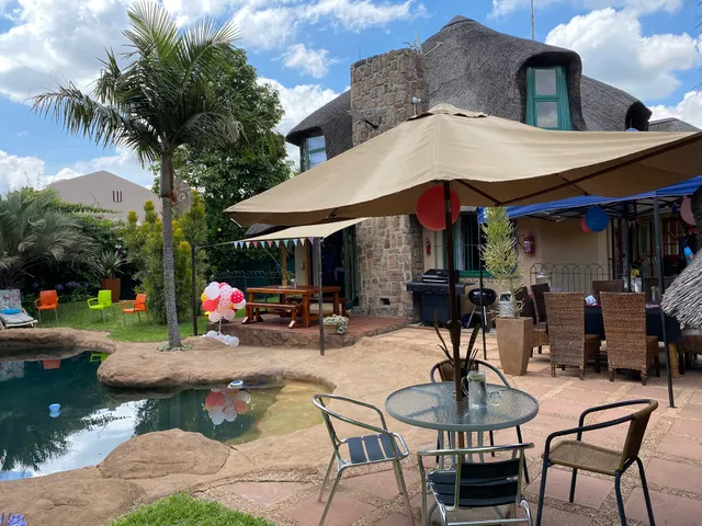 Edison Luxe Guest House