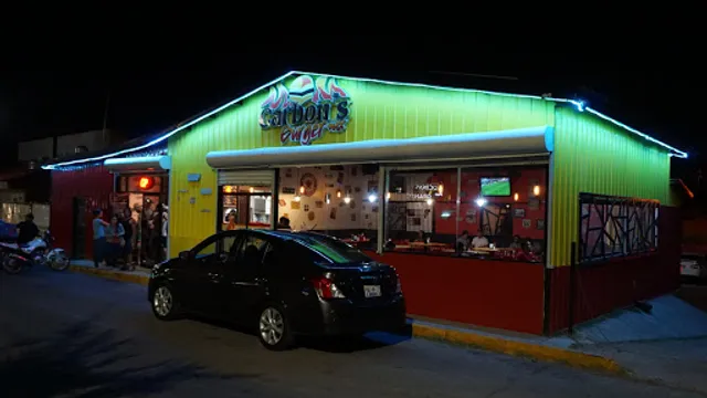 Carbon's Burger