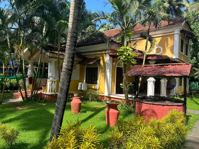 Portuguese 4BHK AC Villa 250mtr fm Candolim Beach fromSanchita