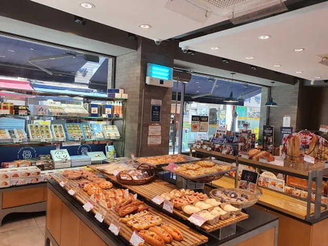 Paris Baguette Gyeongbokgung Station