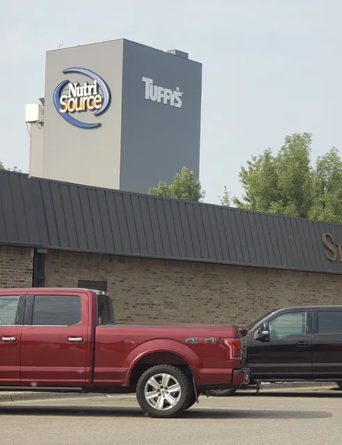 Tuffy's Pet Foods - Warehouse