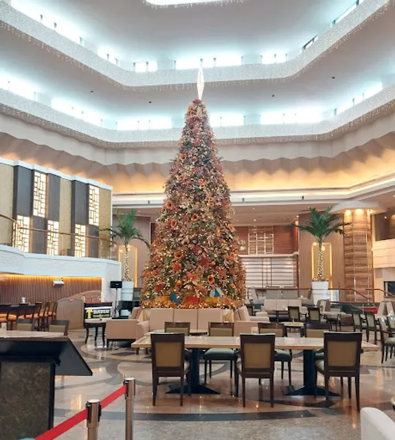 Cafe in the Park | Century Park Hotel