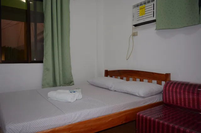 Arora Lodge and Home Stay