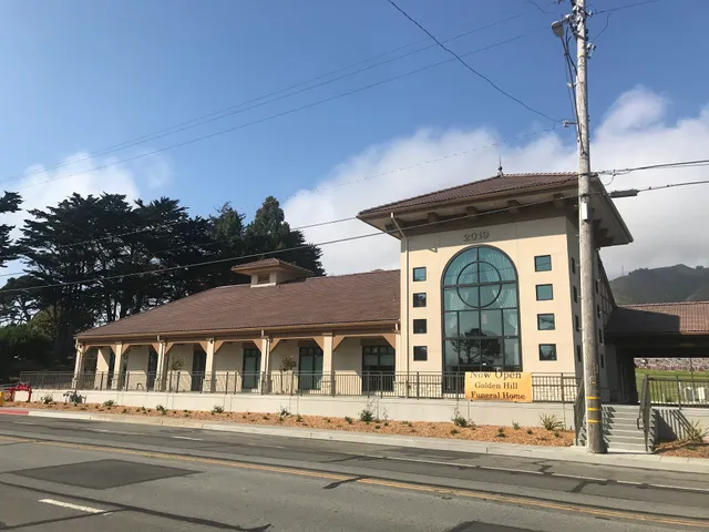 Golden Hill Monument 金山華人石碑