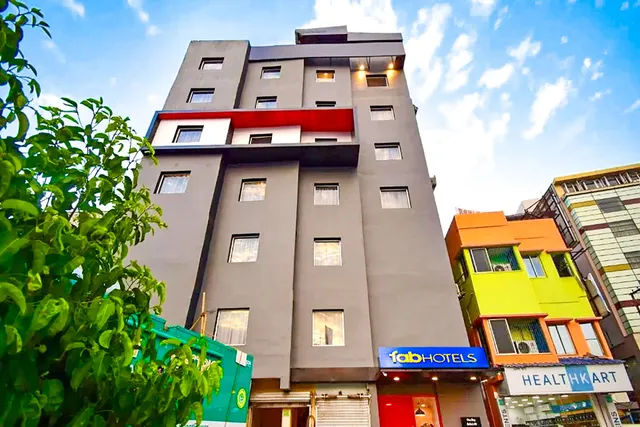 FabHotel The Sky I - Hotel in VIP Road, Kolkata
