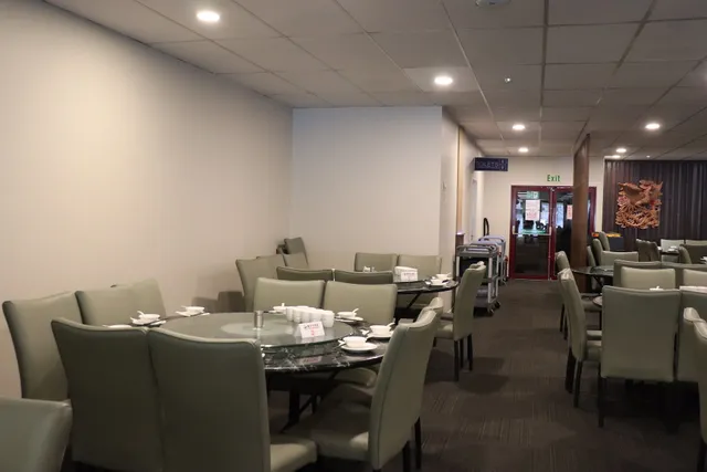 Jade Palace Resteraunt