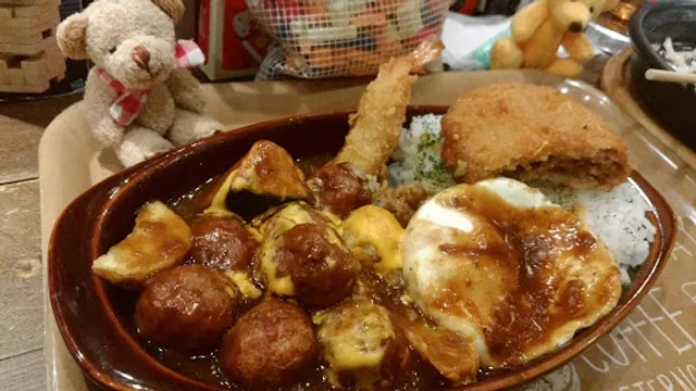 ダイニングバー裕次郎