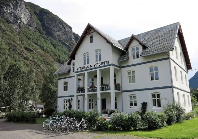 Petrines Gjestgiveri