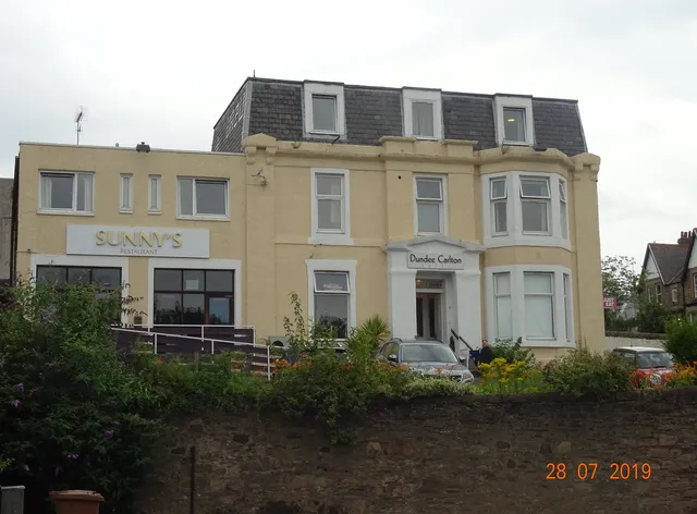Dundee Carlton Hotel