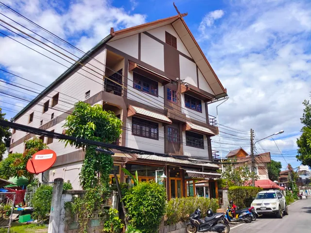 Wualai Boutique By Lanna Oriental