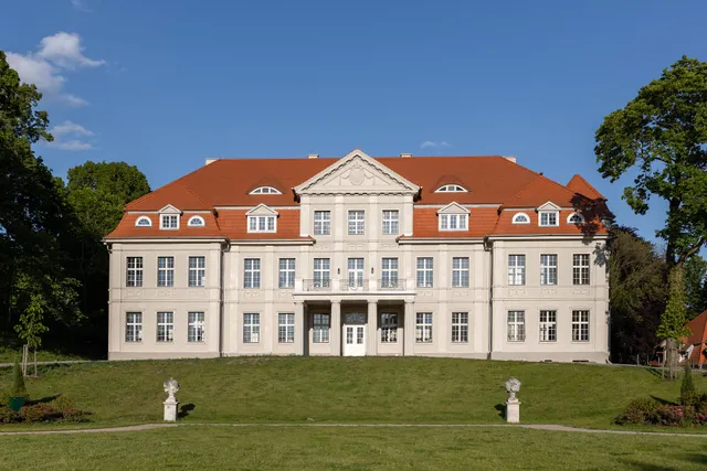 Schlosshotel Neustrelitz