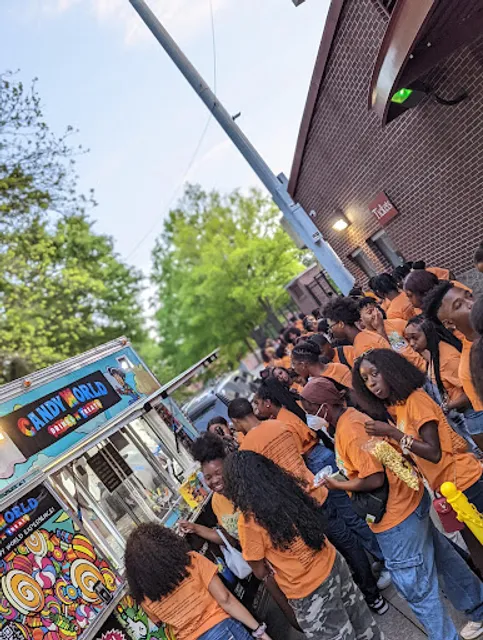 Candy World Drinks N’ Treats