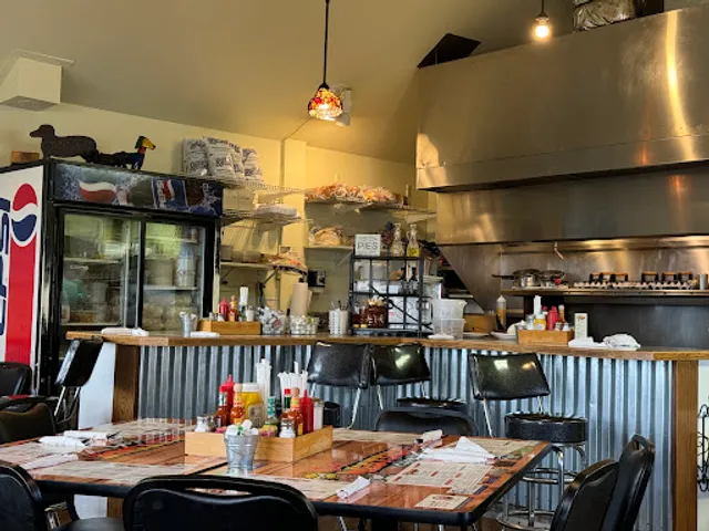 Susie's Westside Café