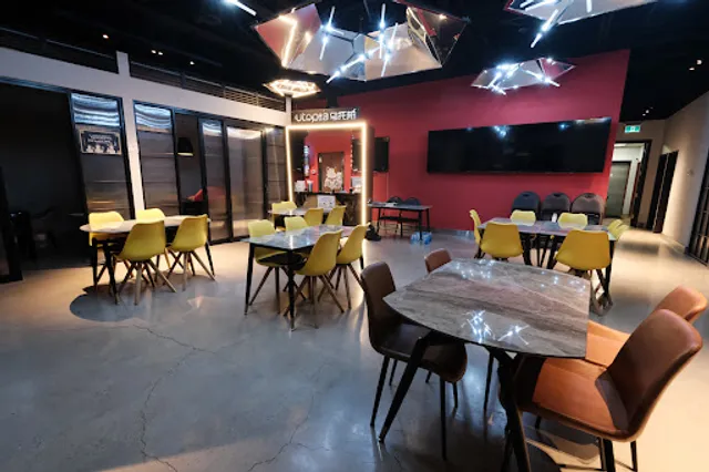 Utopia Dream Cafe