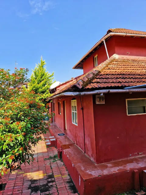 Shambhavi deepa gurusadhana guest house