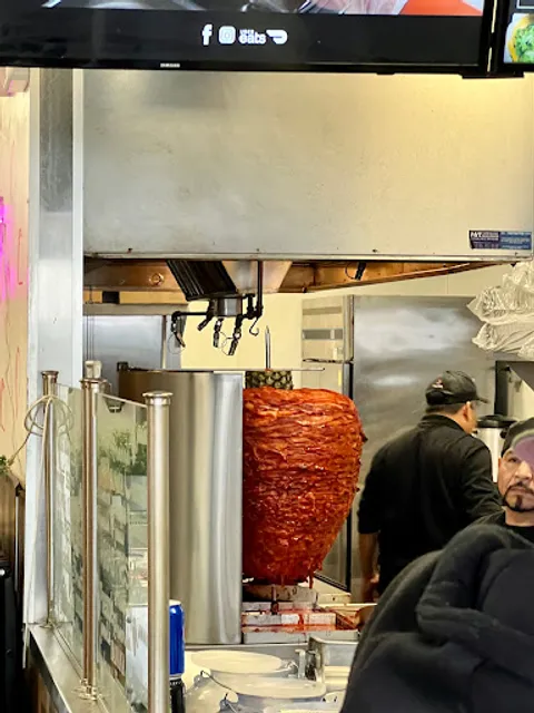 Tacos El Trompo "A Mexican Tradition"