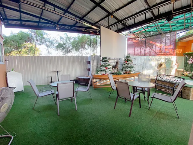 Ban Suan Phu Restaurant