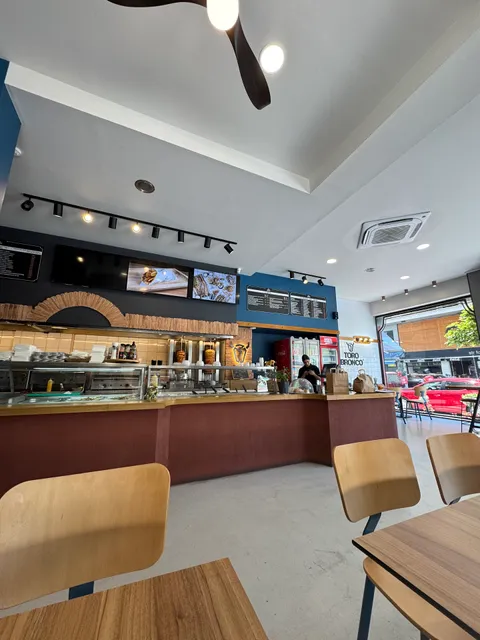 TORO BRONCO Real Meat Bistrot