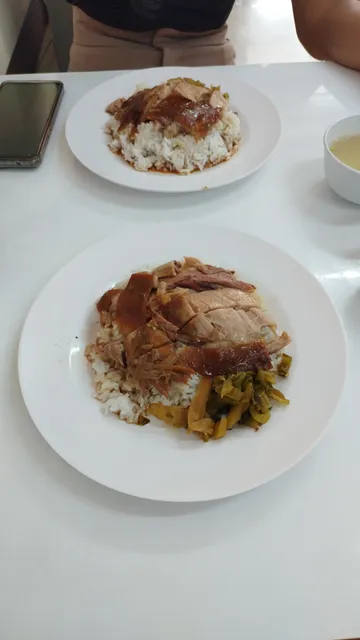 清迈胡子叔最爱猪脚饭