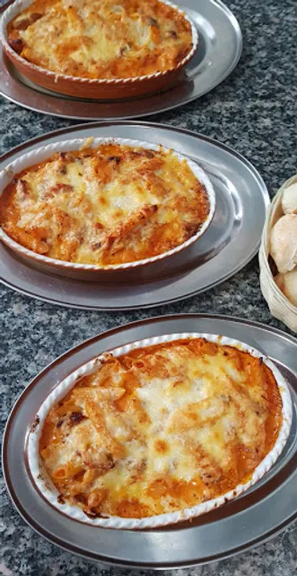 Pizzeria Pasta e Vino