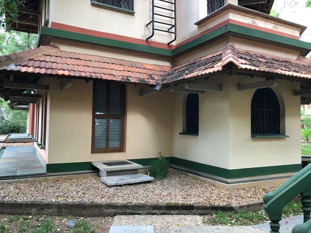 Vérité Integral Learning & Yoga Center