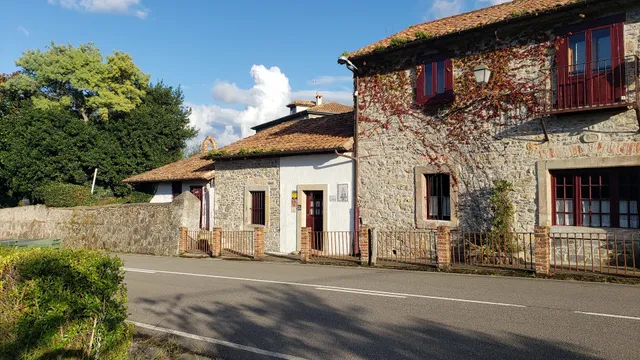 Asturian Casona - La Llosuca