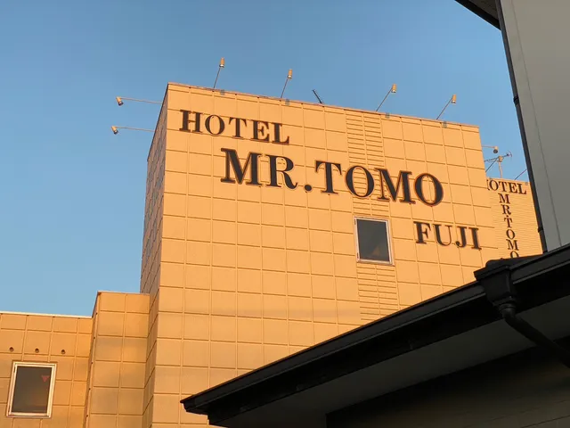 MR. TOMO FUJI
