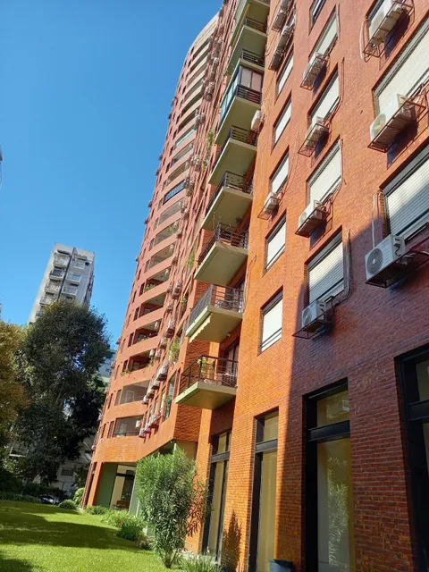 Ayres del Botánico Condo.