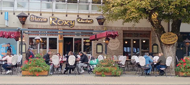 Roxy Cafe