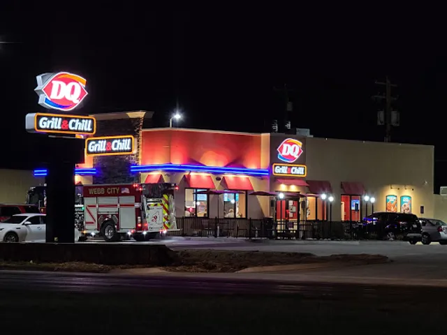 Dairy Queen Grill & Chill