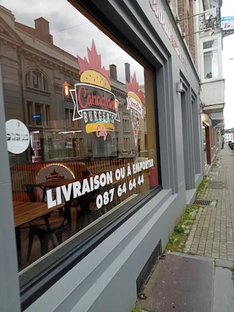 Canadian burgers and pizza SPA