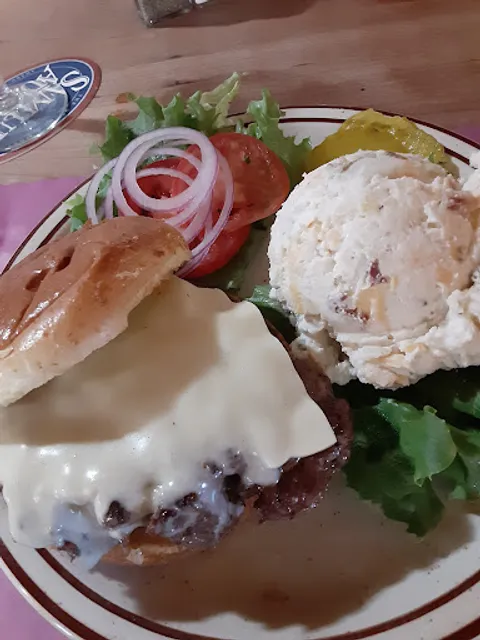 Rhonda's Grill and Roadhouse