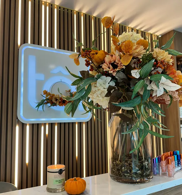 Toi Spa University Nail Spa