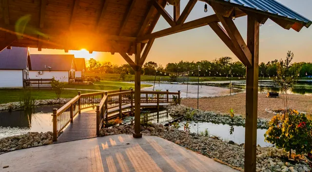 Willis Country Cabins