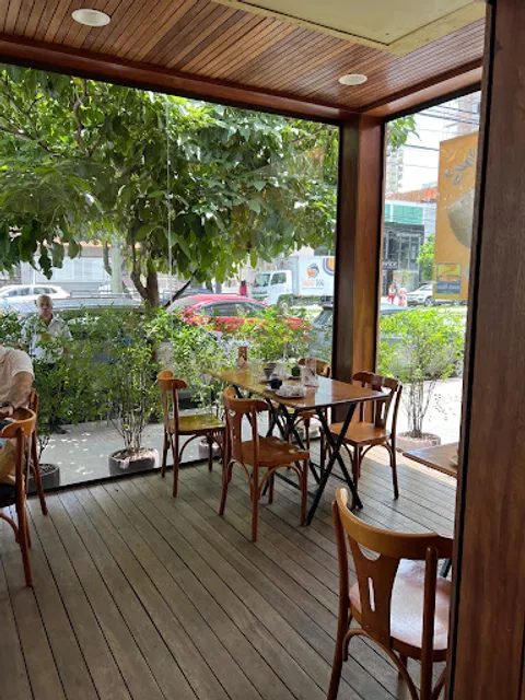 Mount Lebanon confectionery