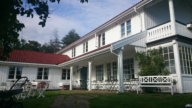 Sandbrekke Gjestegård