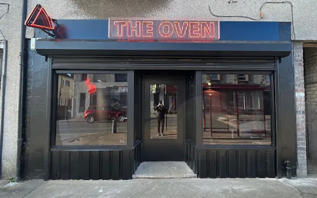 THE OVEN Pizzeria