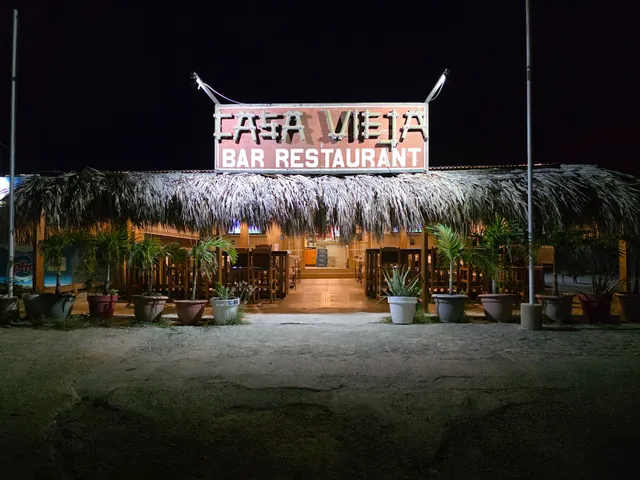 Casa Vieja Bar & Restaurant