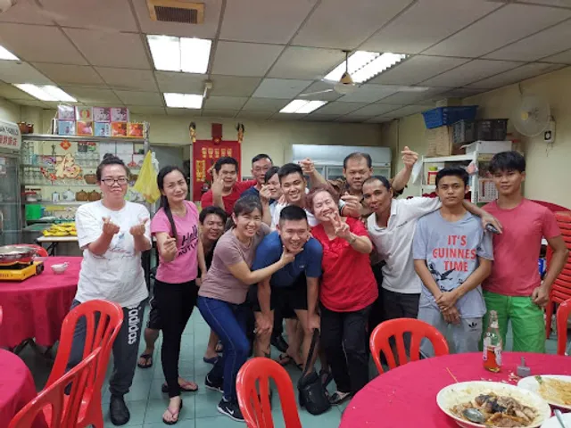 Family Restaurant • Restoran Family • 合家