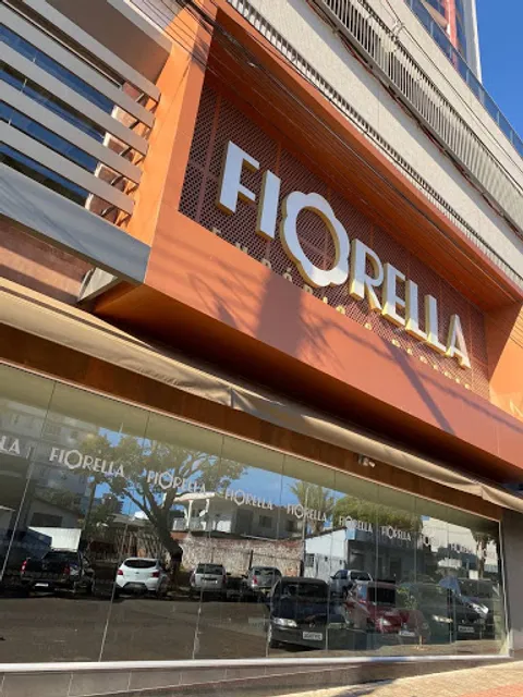 Fiorella Empório e Padaria