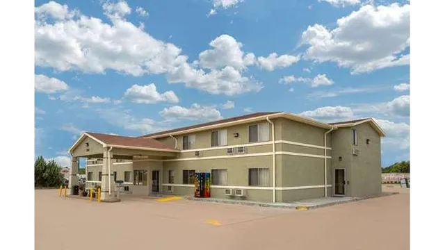 Days Inn by Wyndham North Platte