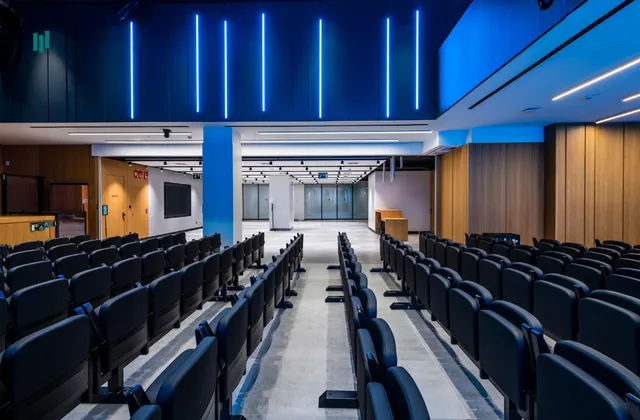 MEETING PLACE Orense 34