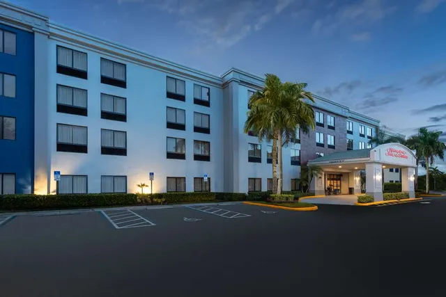 Hampton Inn & Suites Boynton Beach
