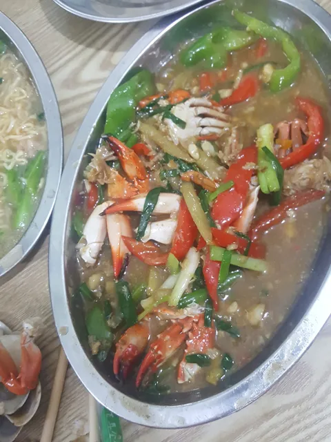 Fishing Village Fried Chicken Pangxie Zhou